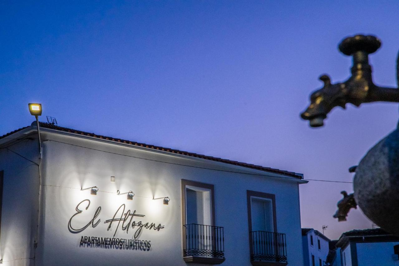 Apartamentos Turisticos El Altozano Fuentes de León Exterior foto